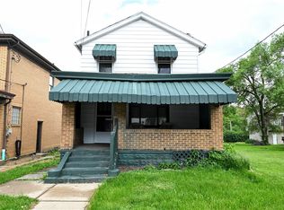 1737 Walnut St, Carnegie, PA 15106