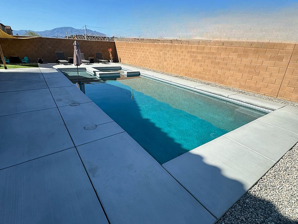 1st image of 53035 Calle Empalme