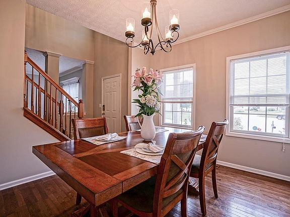 5th image of 8699 Holm Mountain Cir