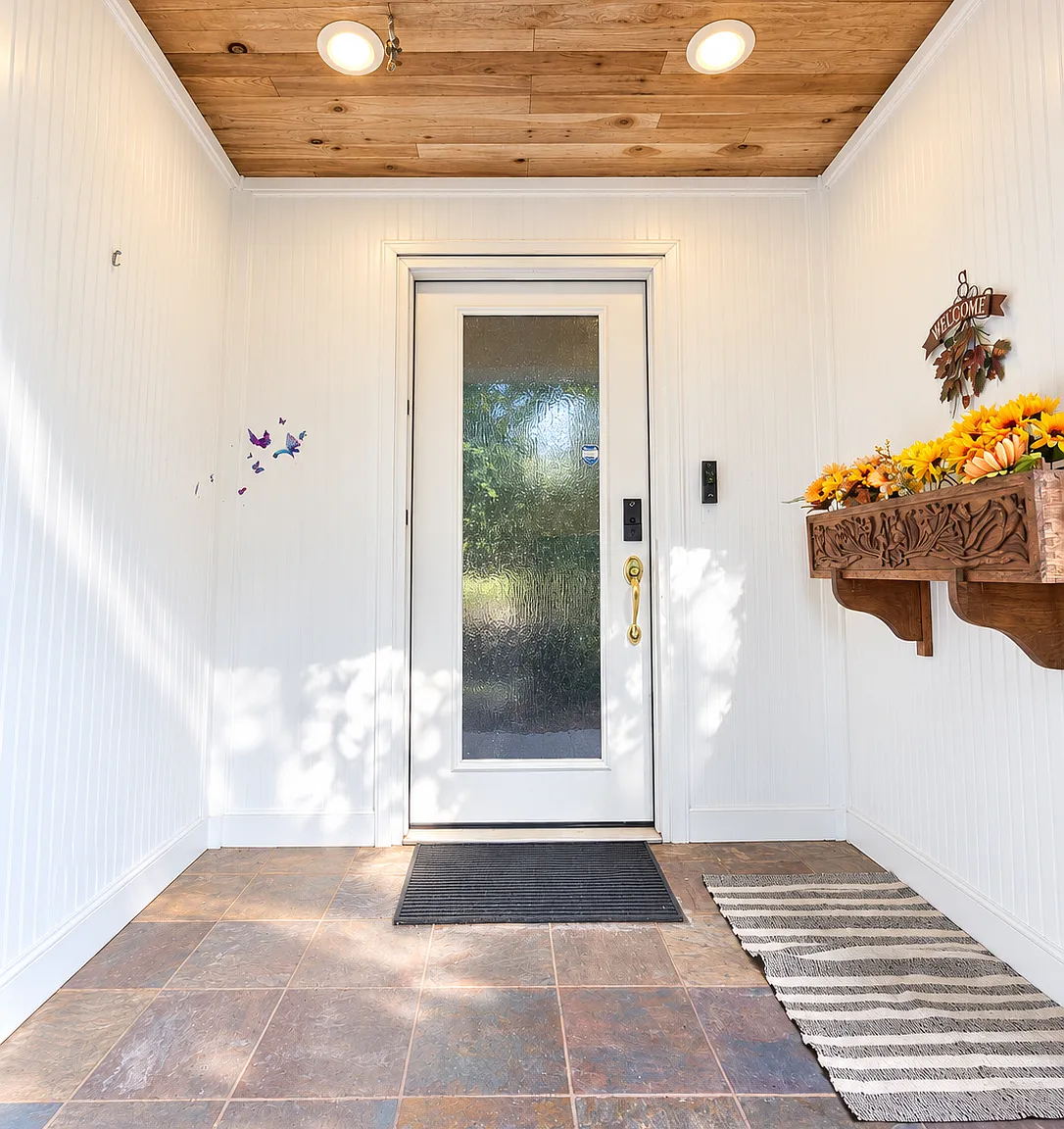 3 bed, 1.5 bath, 2231 sqft, $4,795 — Photo 3