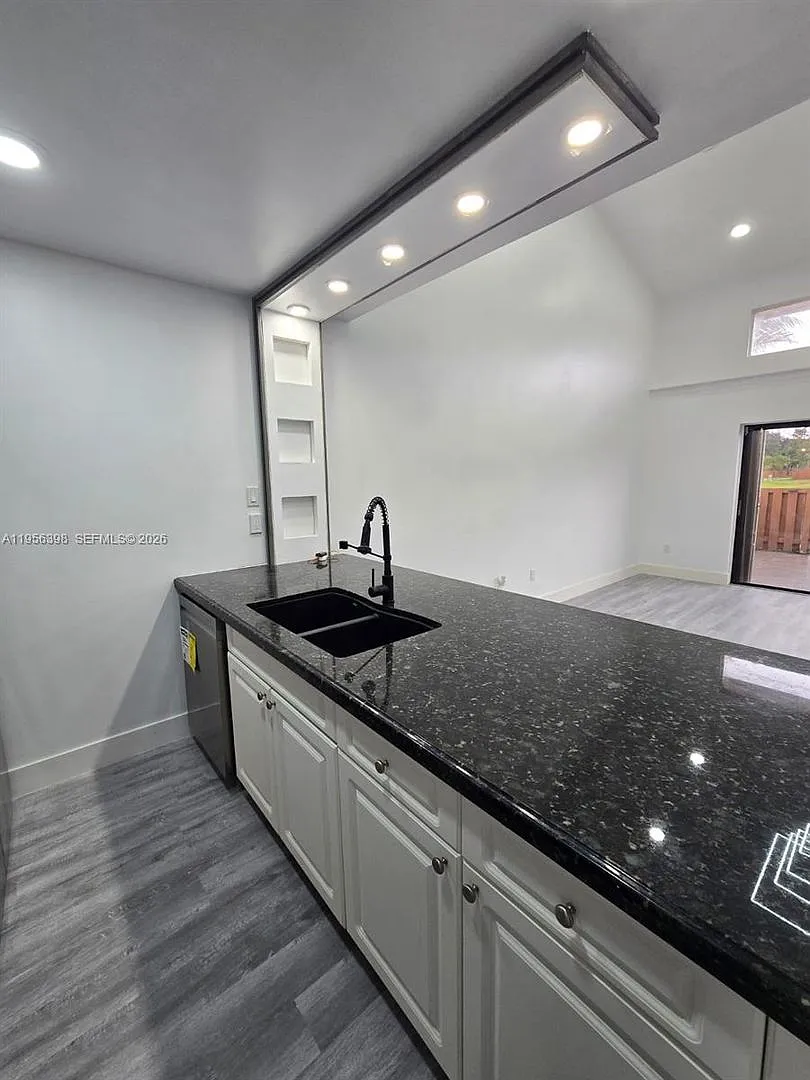 1120 Parkside Green Drive C, Greenacres, FL 33415 — Photo 3