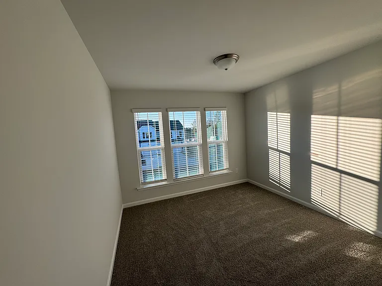 202 Broomside Ave — Photo 11