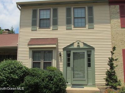 53 Winchester Ct, Aberdeen, NJ, 07747