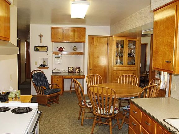 4th image of 905 River Acres Dr