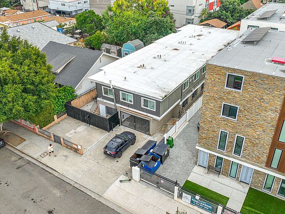 4th image of 1250 W 37th St
