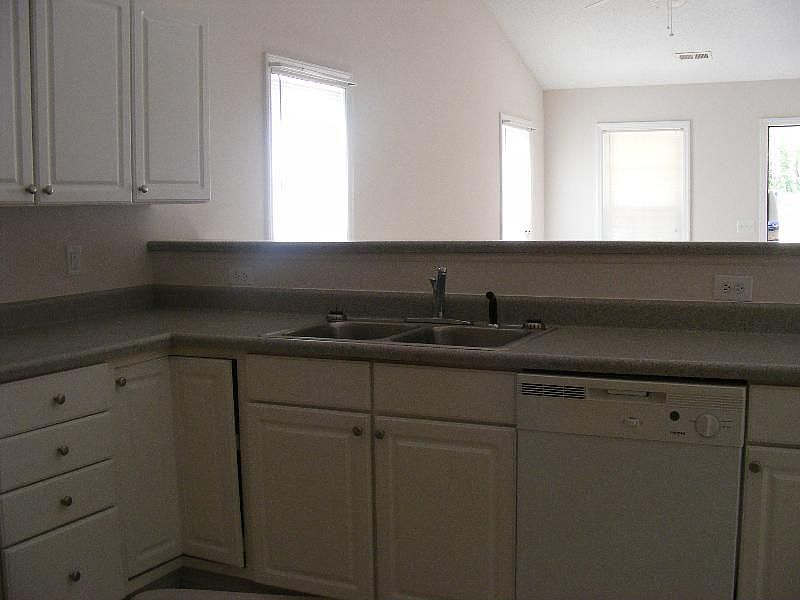 2nd image of 3817 Old Lexington Rd