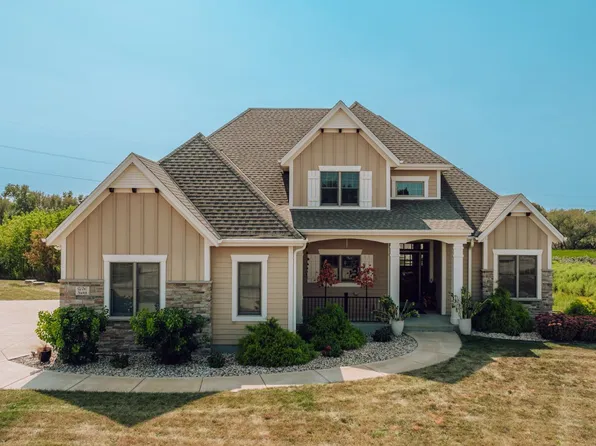 W247N6981 Conservancy COURT, Lisbon, WI 53089