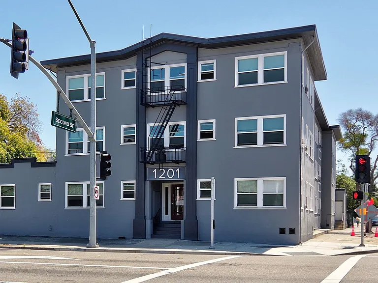 1201 B St — Photo 7