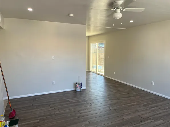 3207 Crestline Rd, Bakersfield, CA 93306