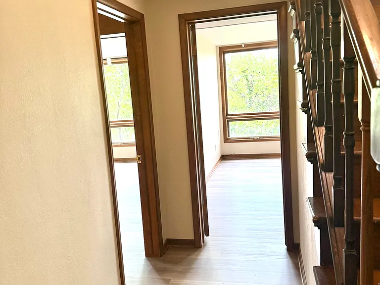 2119 Lakeview Ridge Dr NE — Photo 12