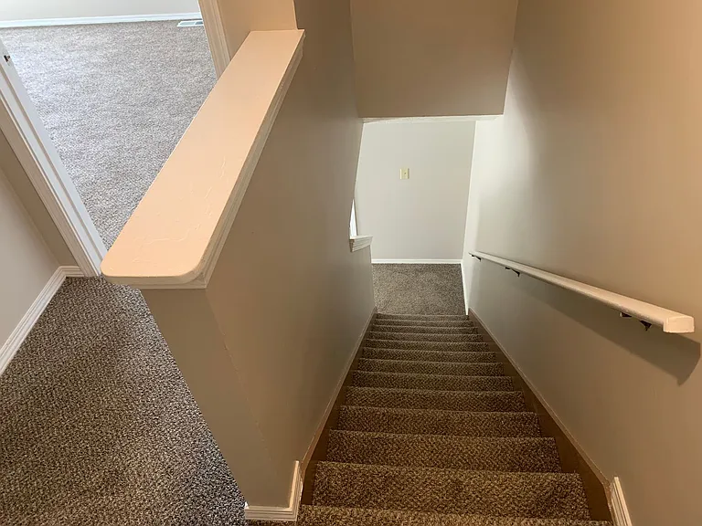 1383 West Allen Street — Photo 13