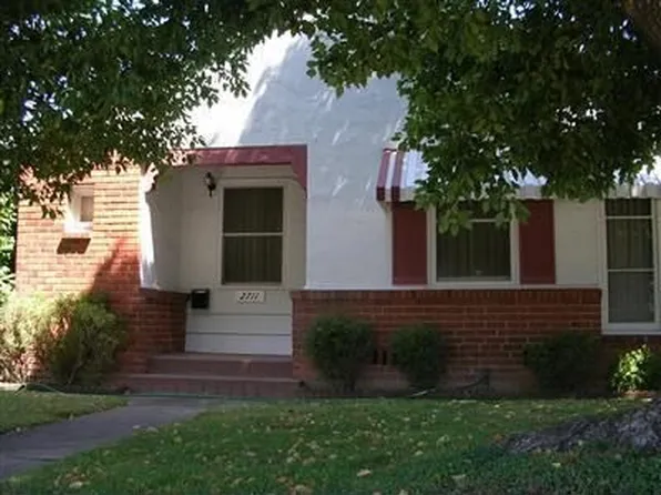 2711 21st Ave, Sacramento, CA 95820