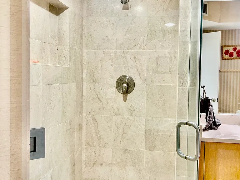 16500 Collins Ave #642 — Photo 18