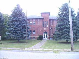7927 Cleveland Massillon Rd, Clinton, OH