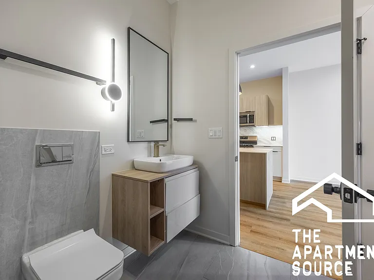 6340 W Belmont Ave #202 — Photo 8