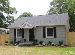 211 W Sycamore St, Zebulon, NC 27597