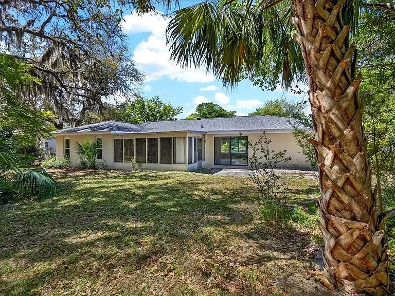 8 Blare Dr — Photo 3