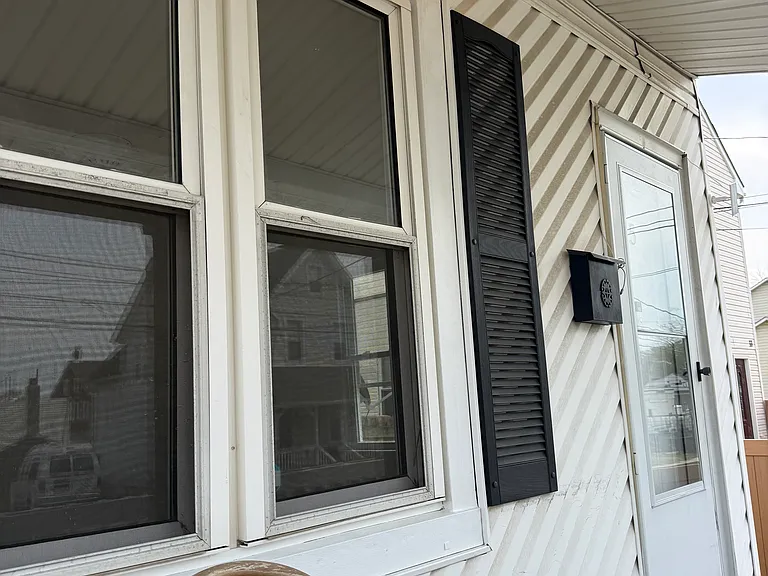 35 Harding Ave — Photo 42