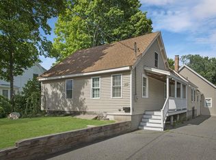 352 Plymouth St, Abington, MA 02351