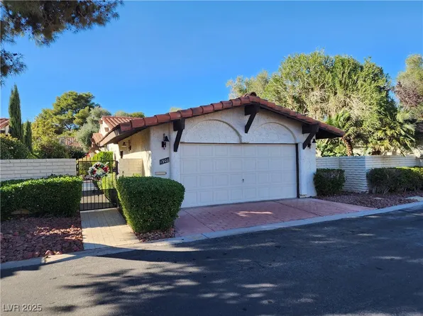 1900 Plaza De Cordero, Las Vegas, NV 89102