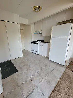 Rented by Metro Park Realty Inc | media 17