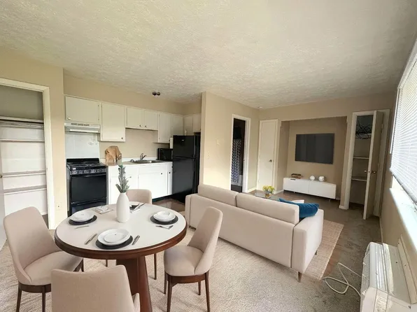 803 Dayton Oxford Rd #B21, Franklin, OH 45005