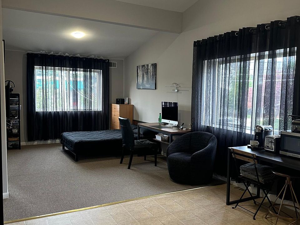 2nd image of 3903 Amboy Rd #2