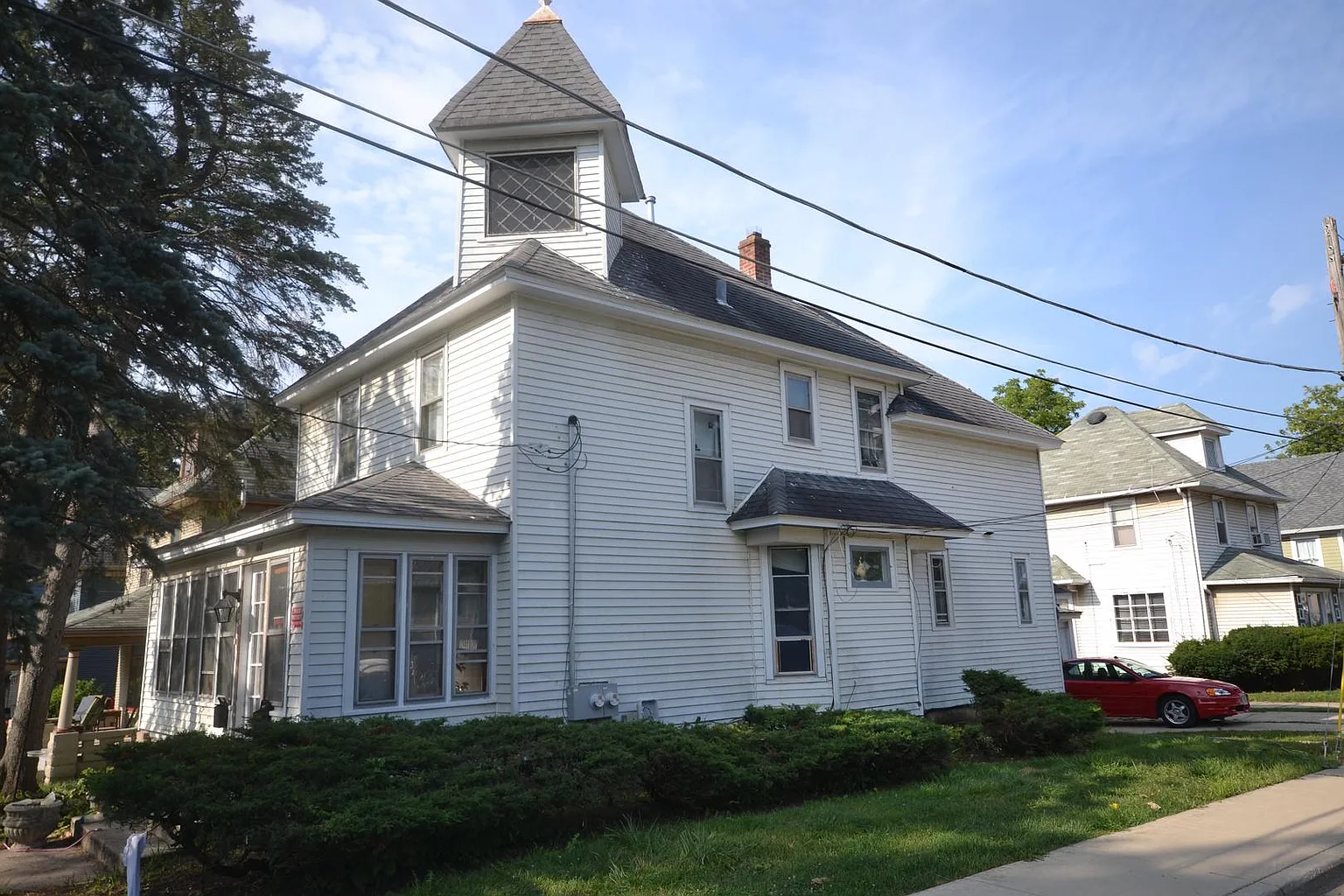 148 Hill Ave photo 1