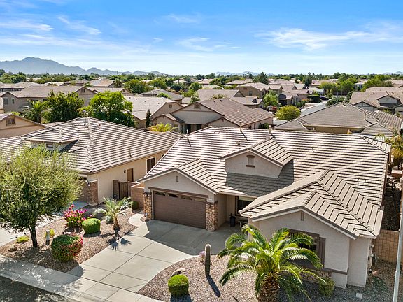 3rd image of 1553 E ZION Way