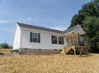 373 Starnes Cove Rd, Candler, NC 28715