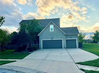 16212 S Bradley Dr, Olathe, KS 66062