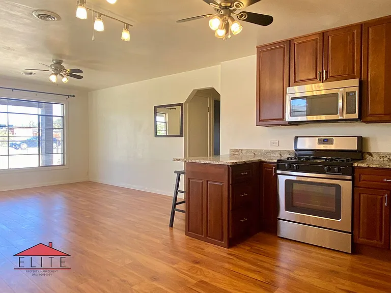 708 S Allen St — Photo 7
