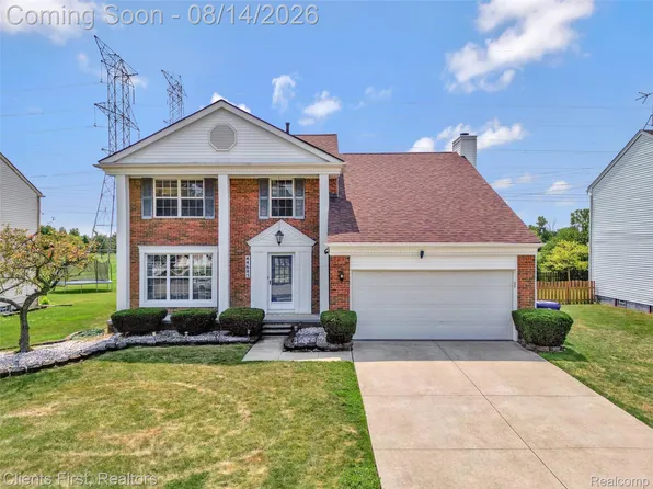 44685 Fair Oaks Dr, Canton, MI 48187