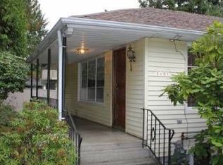 5608 NE 204th St, Kenmore, WA 98028