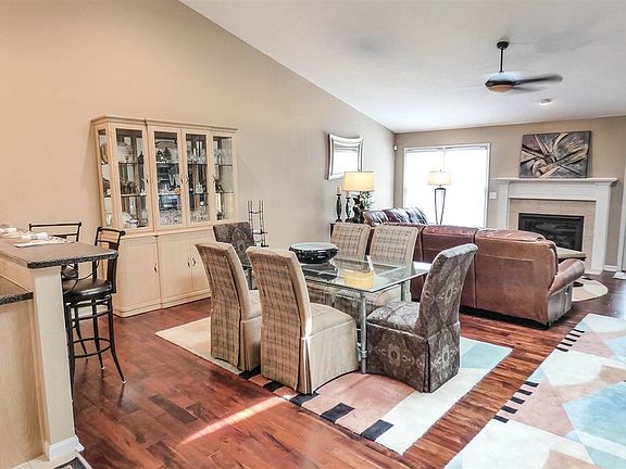 4th image of 1908 W Willow Crest Dr