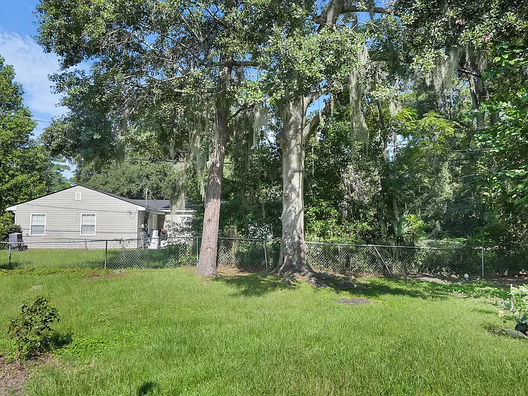 2222 Bacon Park Dr — Photo 29