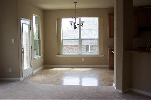 2nd image of 1325 WALKERS WAY