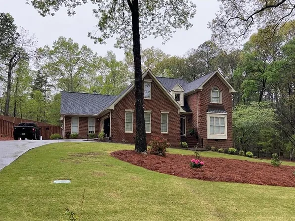 460 Saddlebrook Dr SE, Calhoun, GA 30701