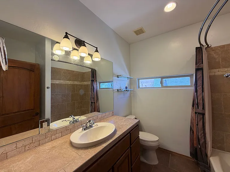 6323 Pima Pl NW — Photo 12