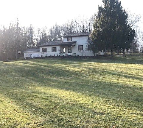 4th image of 10731 Springwater Dr
