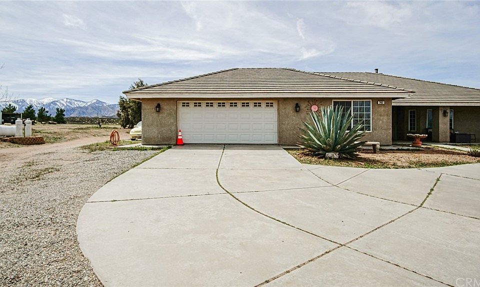 7492 Shasta Rd, Phelan, CA 92371 Zillow