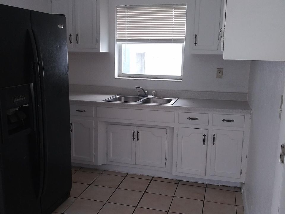 1st image of 3100 NW 4th Pl