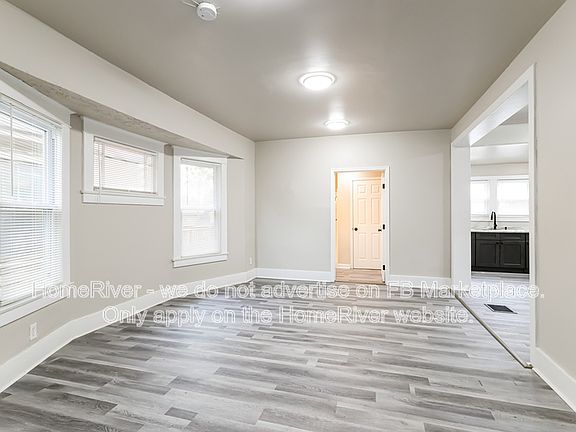 4th image of 729 S 41st St