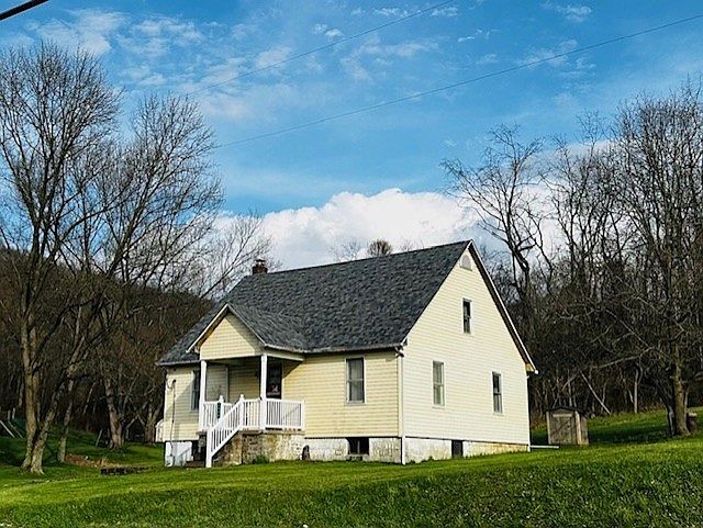 1st image of 2440 Racetrack Rd