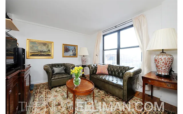 Sold by Douglas Elliman | media 20