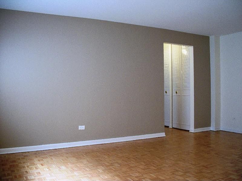 1st image of 441 W Barry Ave APT 120