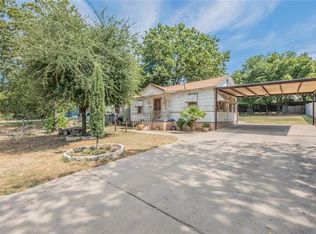 3312 NW 23rd St, Fort Worth, TX 76106