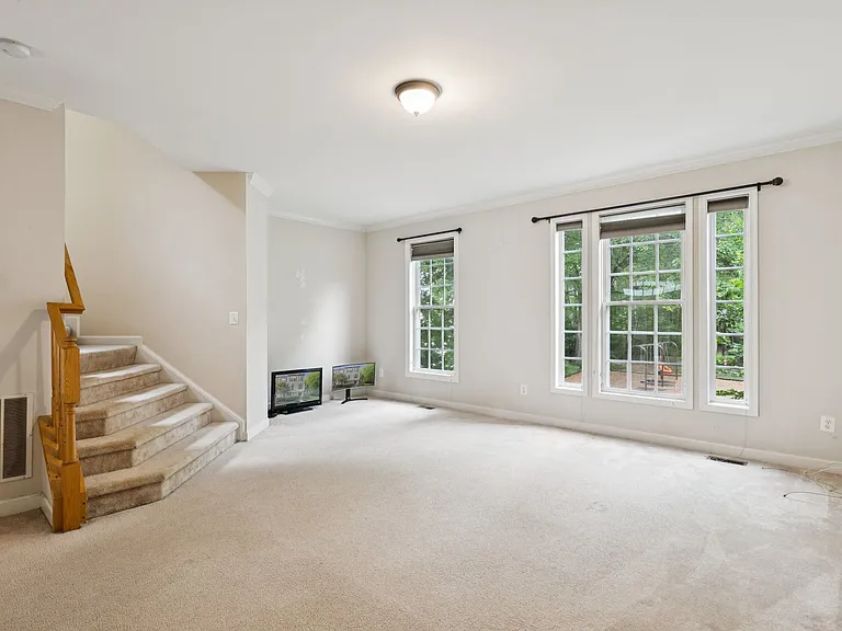4322 Thomas Brigade Ln — Photo 5