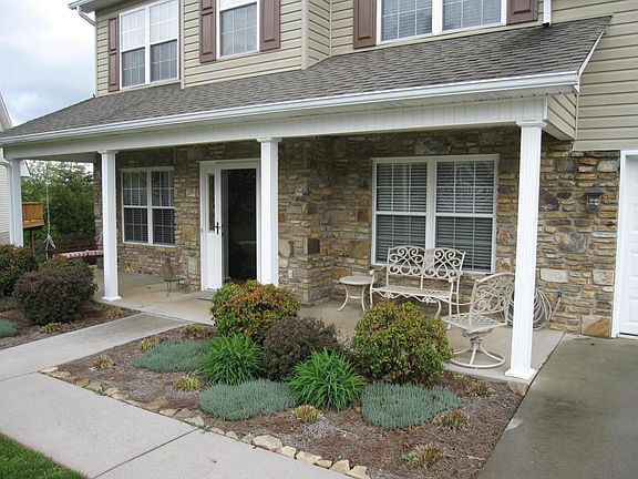 2nd image of 7204 Dunsten Dr
