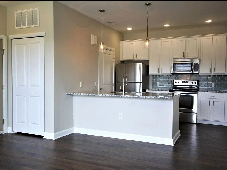 1st image of 1310 Norton Ave APT 12